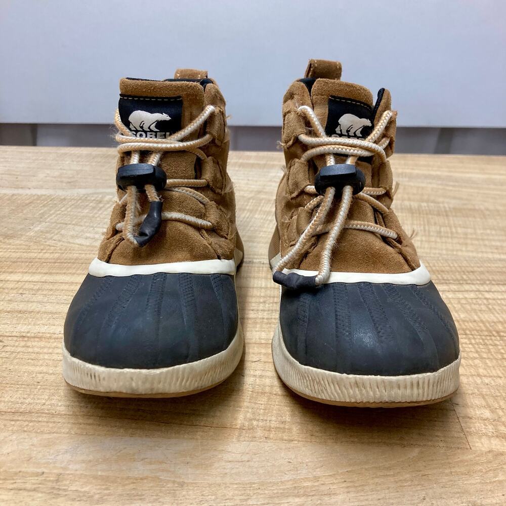 Sorel Kids’ Out N About III Youth Waterproof Boot Size 4